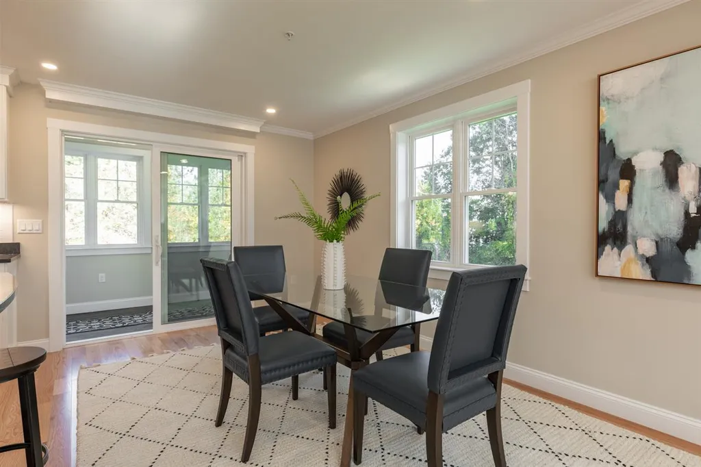 293 Peverly Hill Road Portsmouth NH 03801