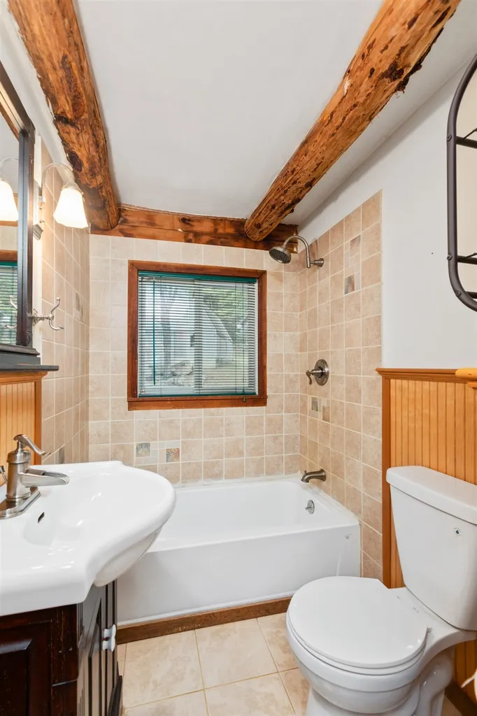 30 Mossey Lane Dublin NH 03444