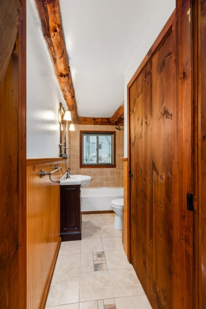30 Mossey Lane Dublin NH 03444