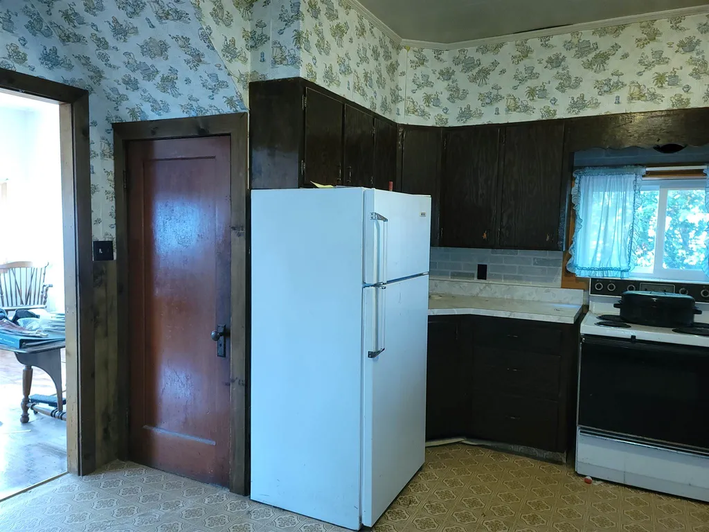 564 Lincoln Avenue Berlin NH 03570