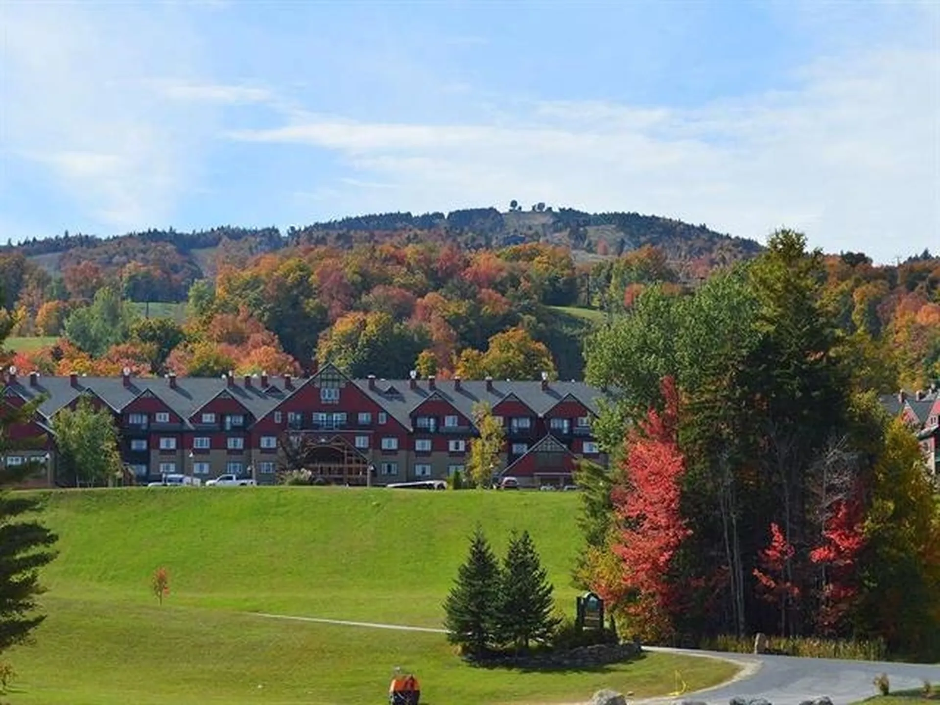 320/322 3 89 Grand Summit Way Dover VT 05356