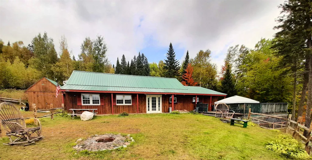 1869 North Main Street Pittsburg NH 03592