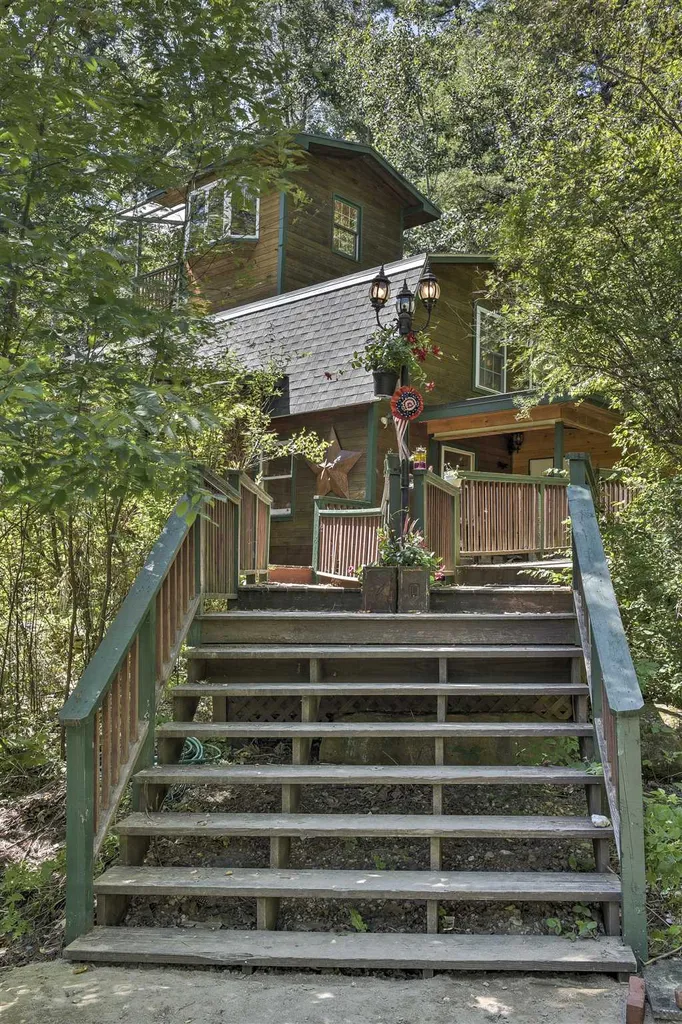 4 West Hill Road Troy NH 03465