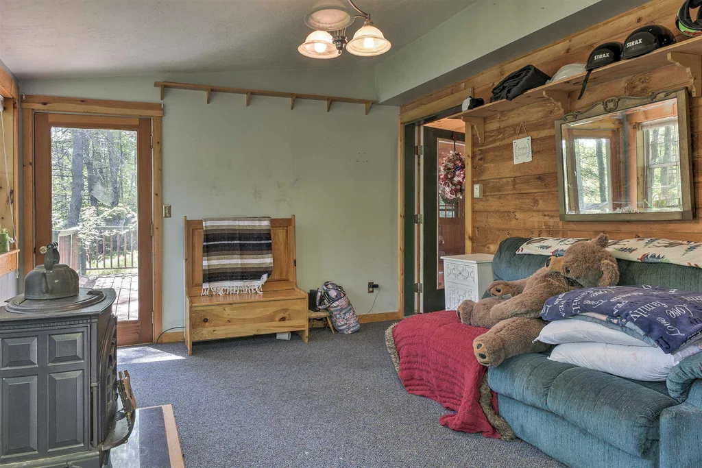 4 West Hill Road Troy NH 03465