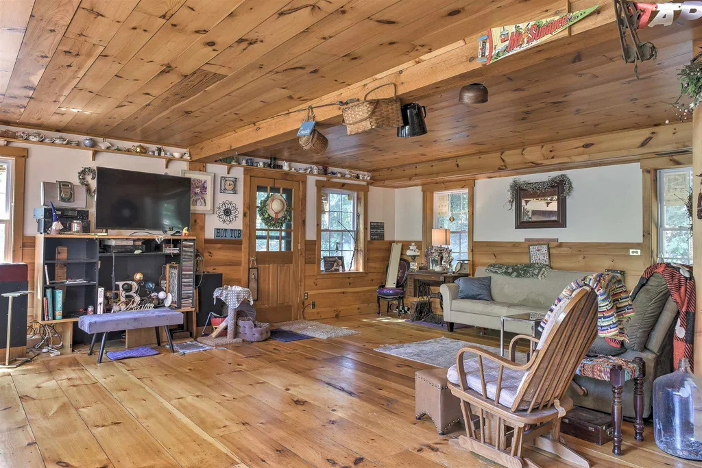 4 West Hill Road Troy NH 03465