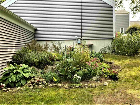 145 Hilltop Place New London NH 03257