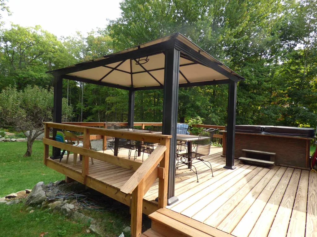 173 North Line Road Wolfeboro NH 03894