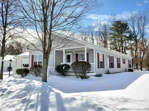 226 Victorian Way Manchester NH 03104