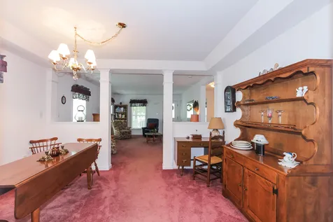 226 Victorian Way Manchester NH 03104
