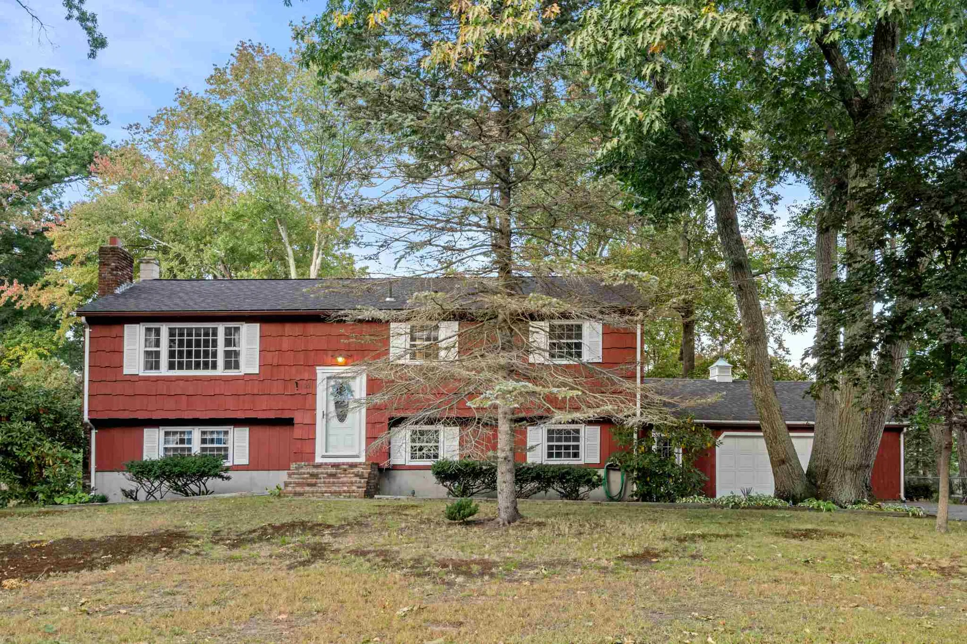 22 Palomino Road Salem NH 03079