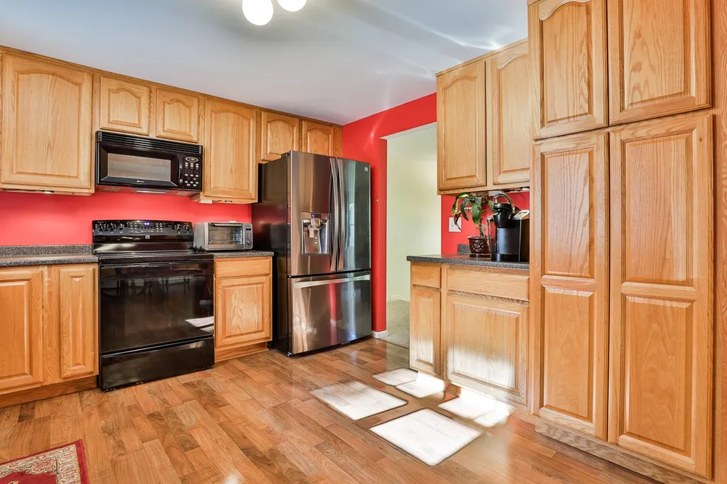 25 Cabot Road Merrimack NH 03054