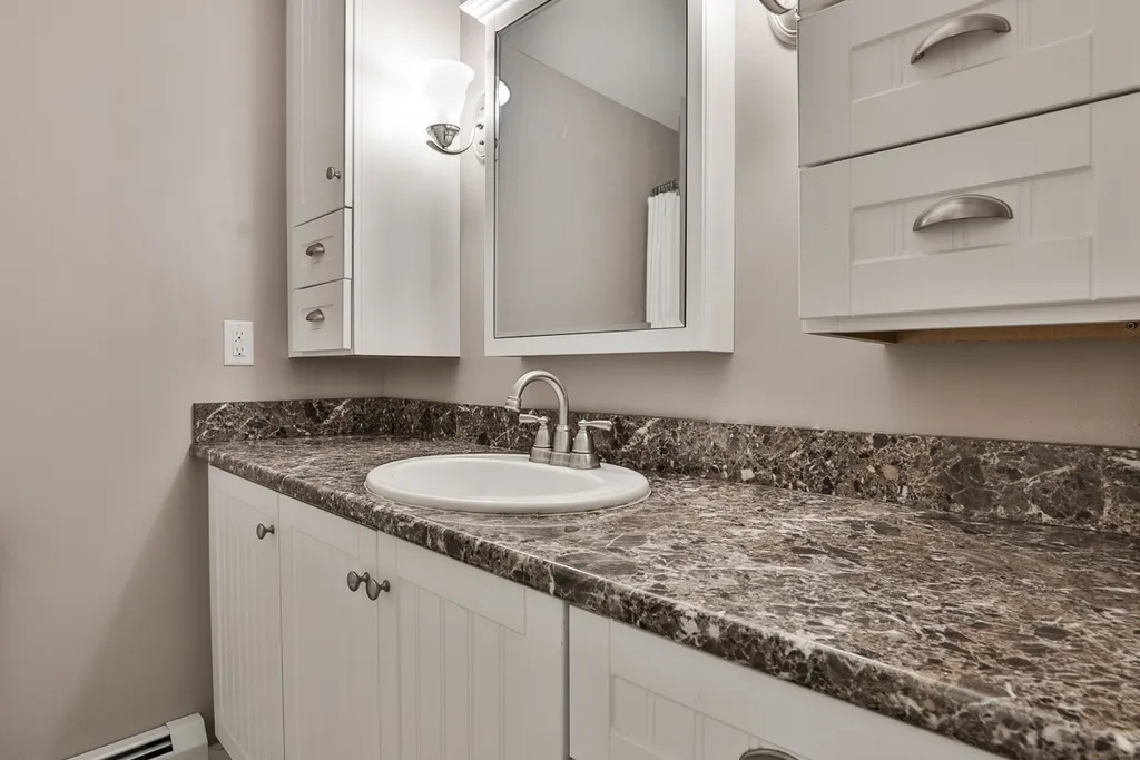 25 Cabot Road Merrimack NH 03054
