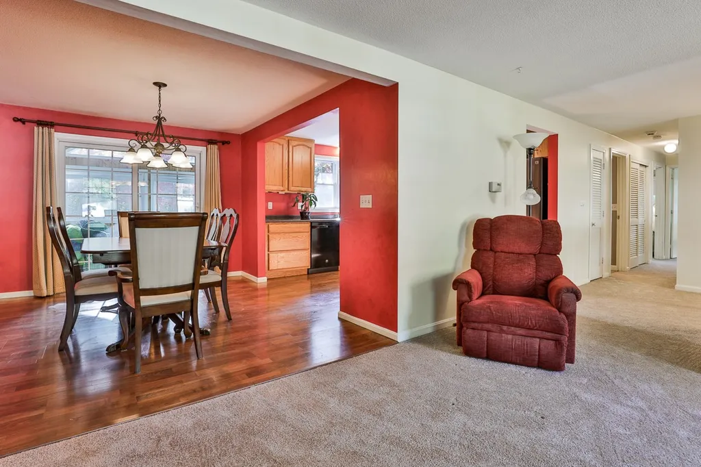 25 Cabot Road Merrimack NH 03054