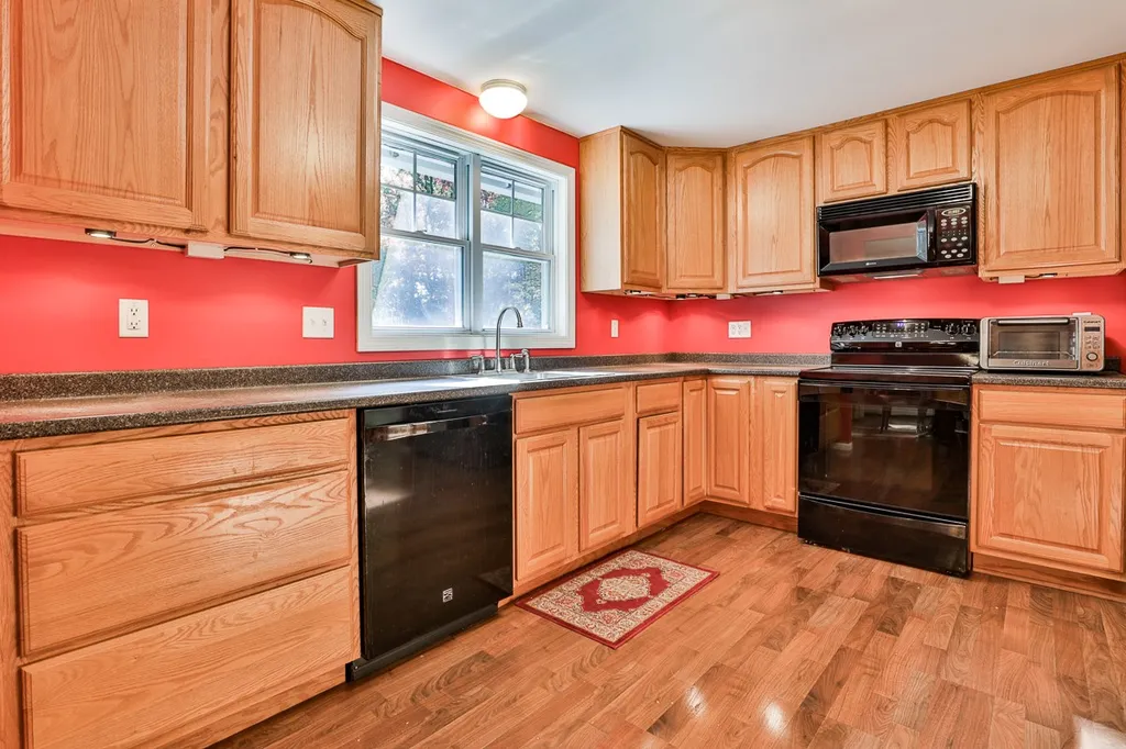 25 Cabot Road Merrimack NH 03054