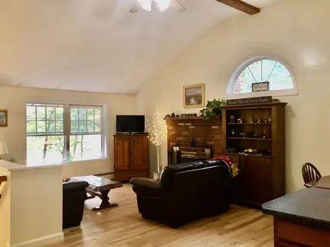 33 Sawyer Road Weare NH 03281