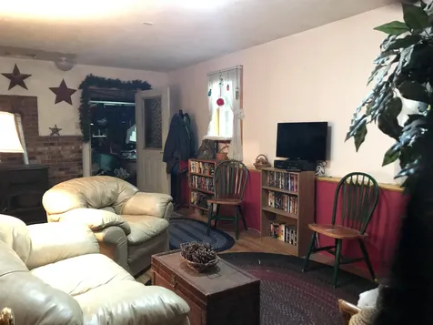 33 Sawyer Road Weare NH 03281