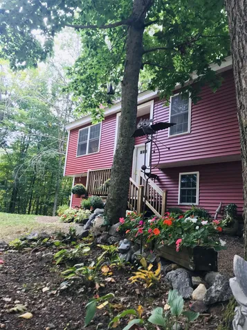 33 Sawyer Road Weare NH 03281