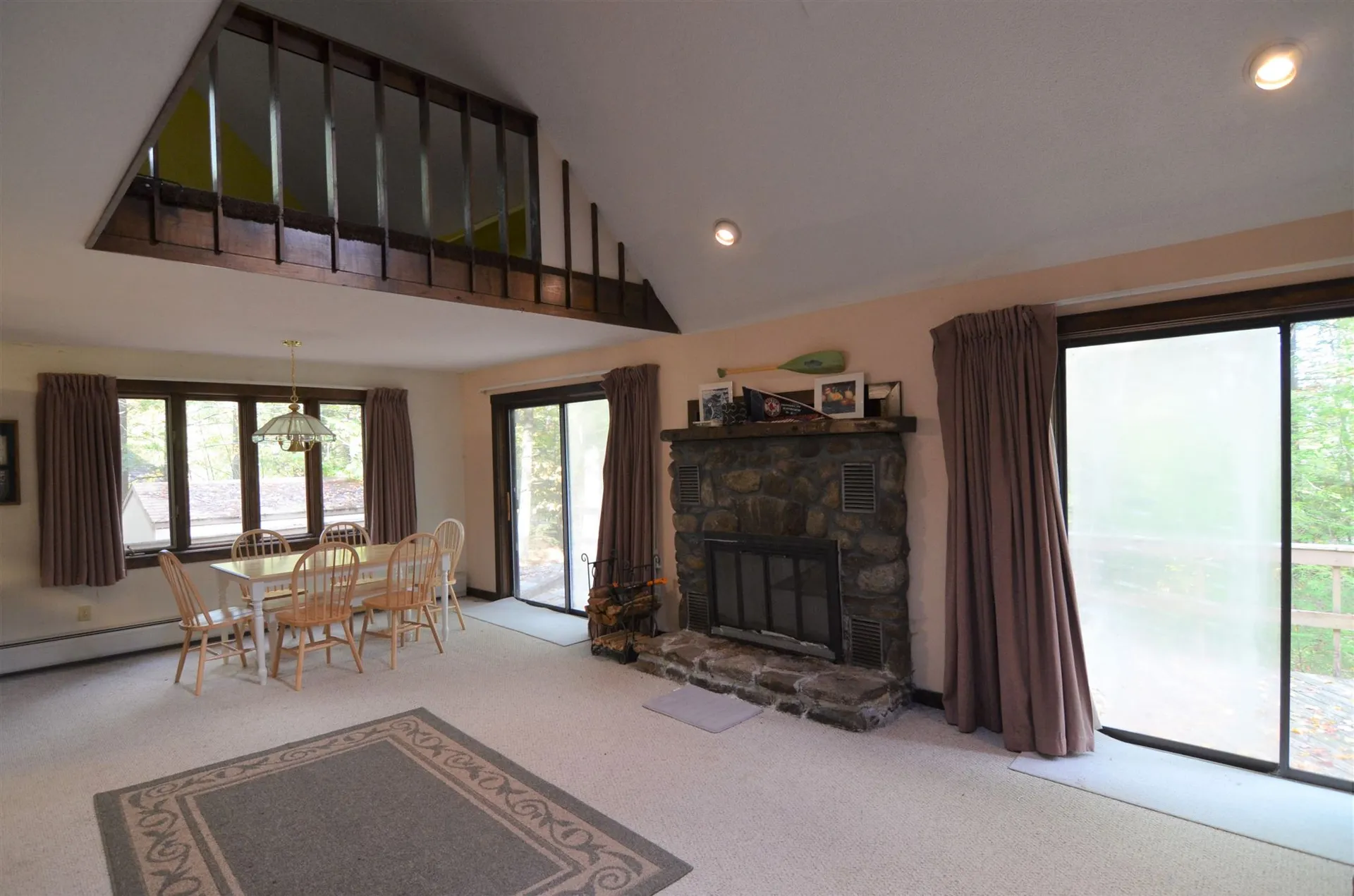 17 Deer Run Grantham NH 03753