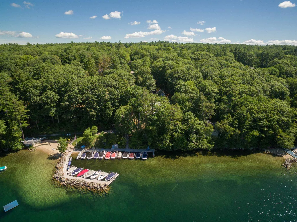 16 Port Wedeln Road Wolfeboro NH 03894
