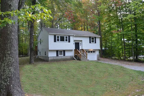 16 Port Wedeln Road Wolfeboro NH 03894