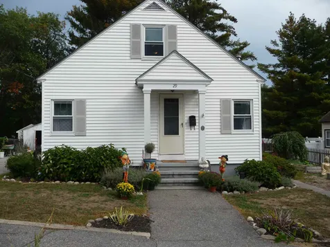 29 Brock Street Manchester NH 03102