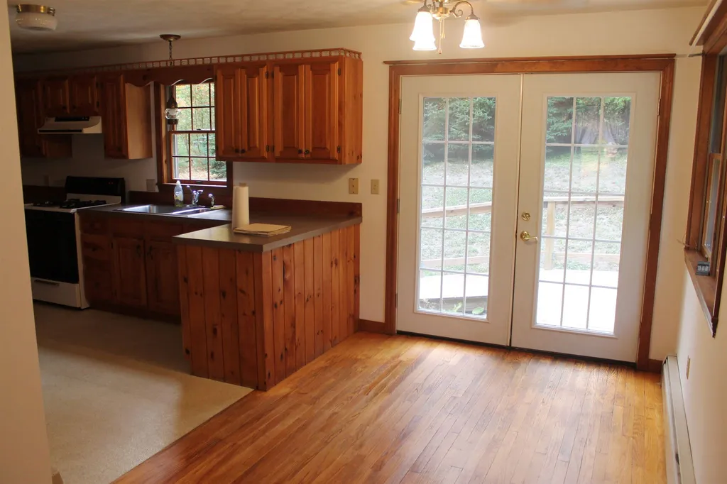 184 Francestown Road New Boston NH 03070