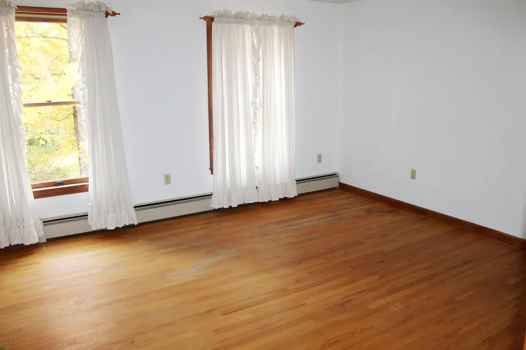 184 Francestown Road New Boston NH 03070