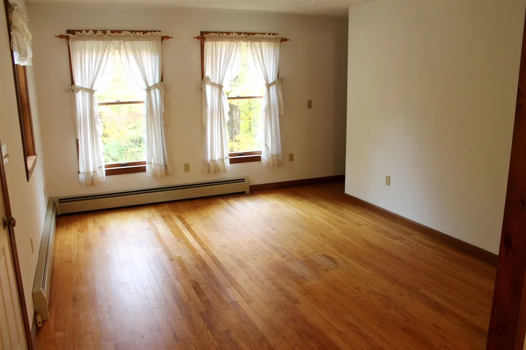 184 Francestown Road New Boston NH 03070