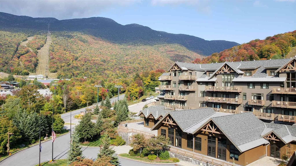 7412 Mountain Road Stowe VT 05672