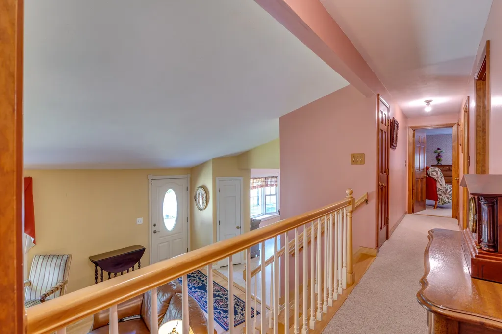 53 Rowe Drive Fremont NH 03044