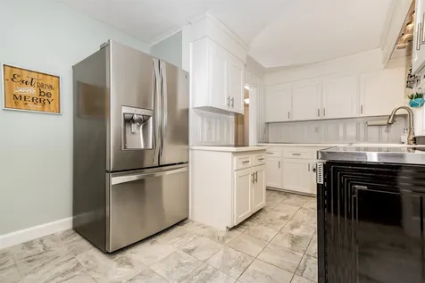 4 Exeter Road Kingston NH 03848