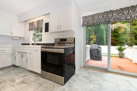 4 Exeter Road Kingston NH 03848