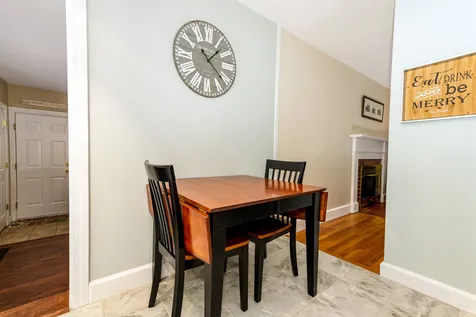 4 Exeter Road Kingston NH 03848