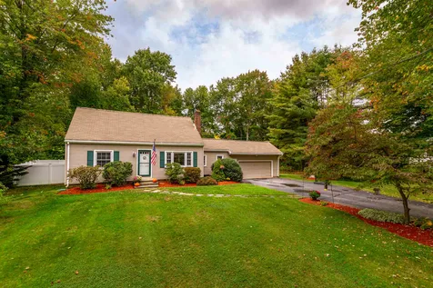 4 Exeter Road Kingston NH 03848
