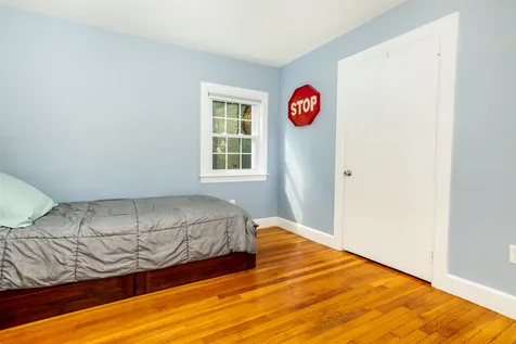 4 Exeter Road Kingston NH 03848