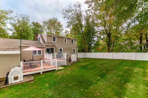 4 Exeter Road Kingston NH 03848