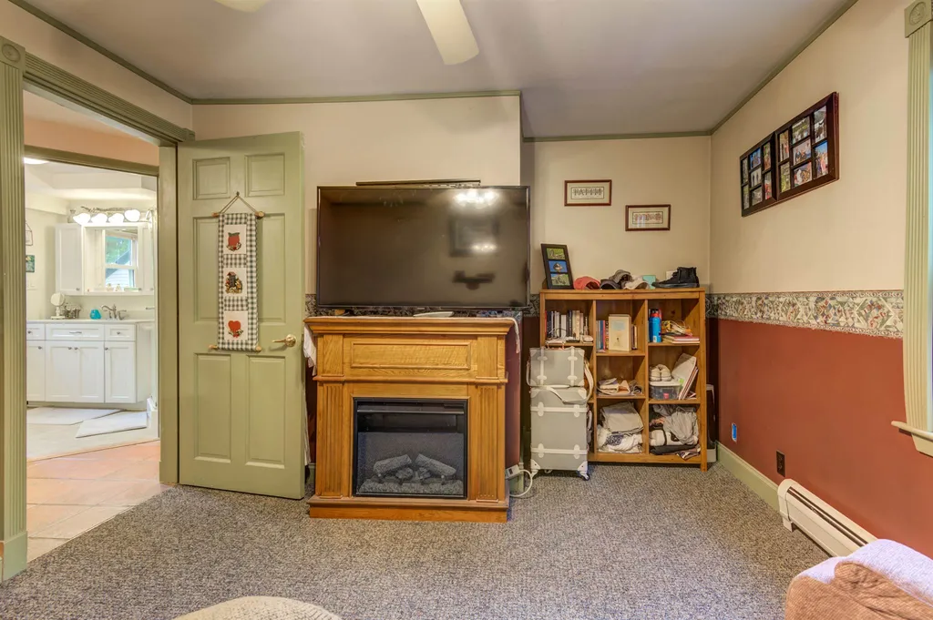 18 Gray Avenue Farmington NH 03835