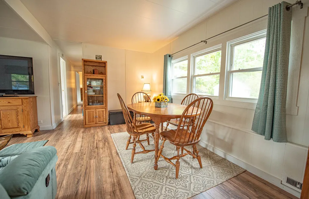4 Carpenter Street Hooksett NH 03106