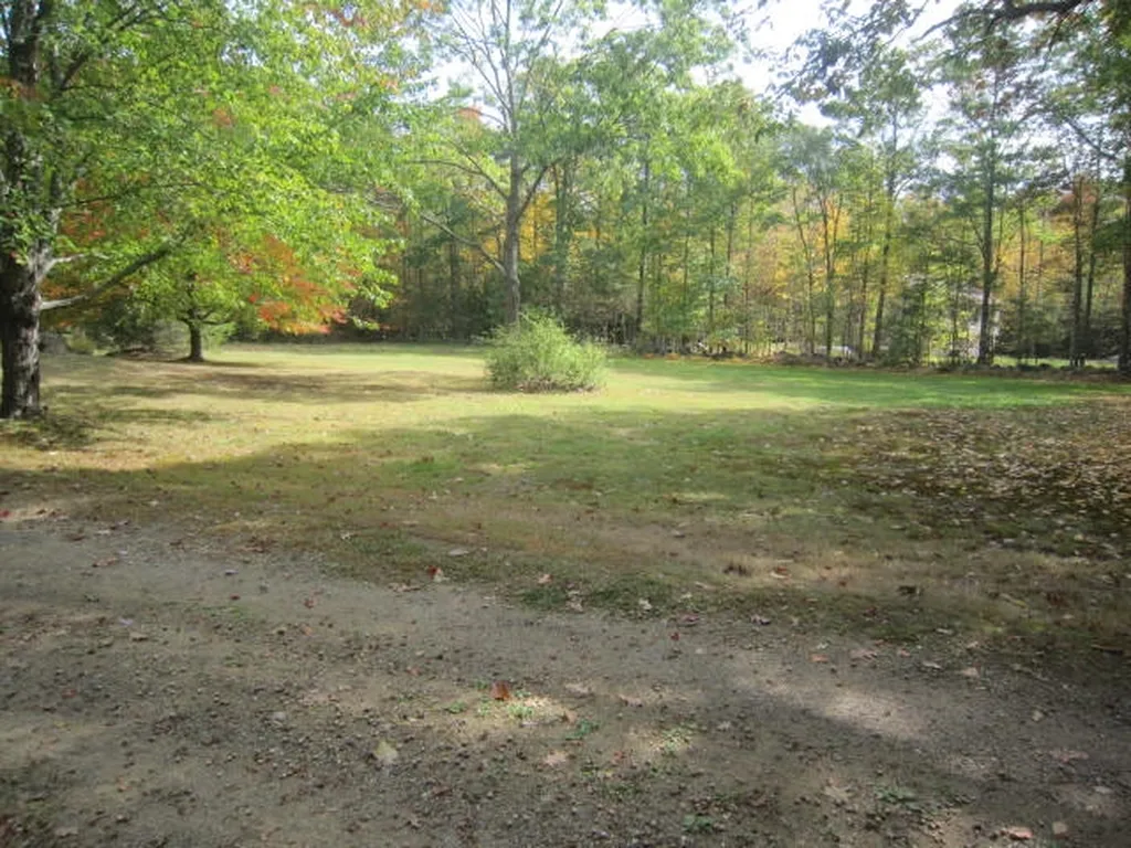 553 Center Road Lebanon ME 04027