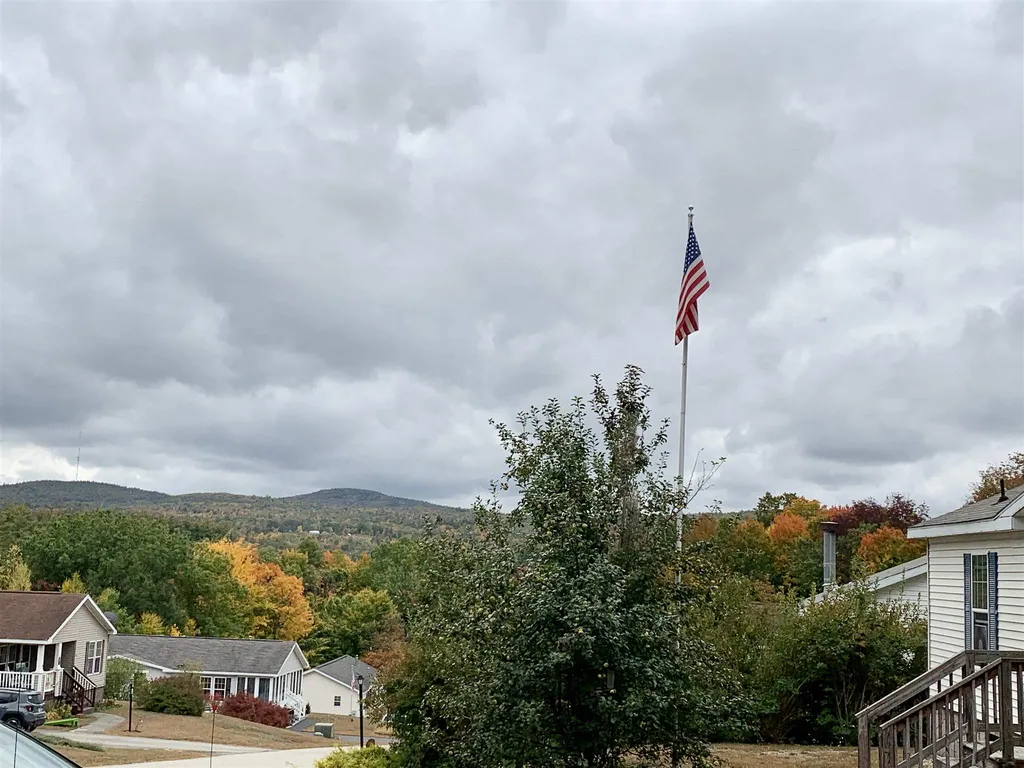 22 Ivy Lane Farmington NH 03835