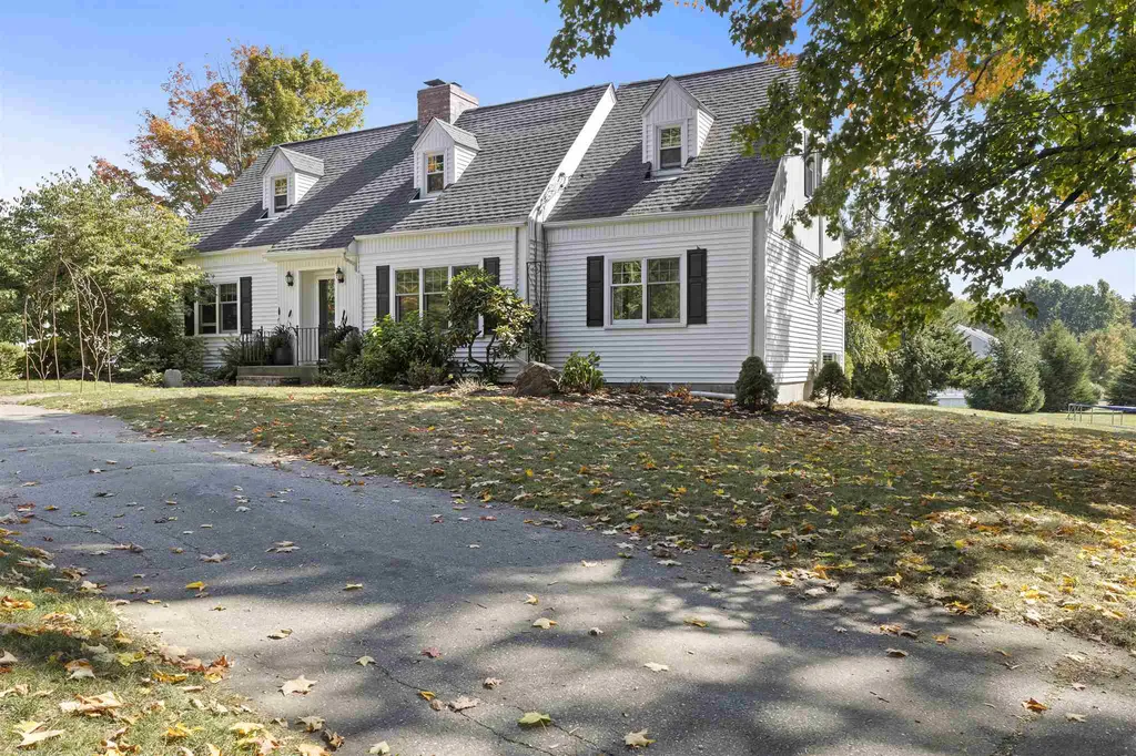 13 Ashbrook Road Exeter NH 03833