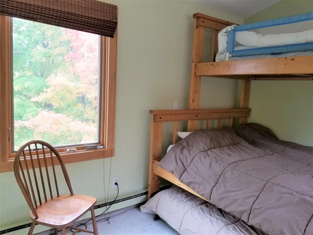 78 Middle Earth Drive Warren VT 05674