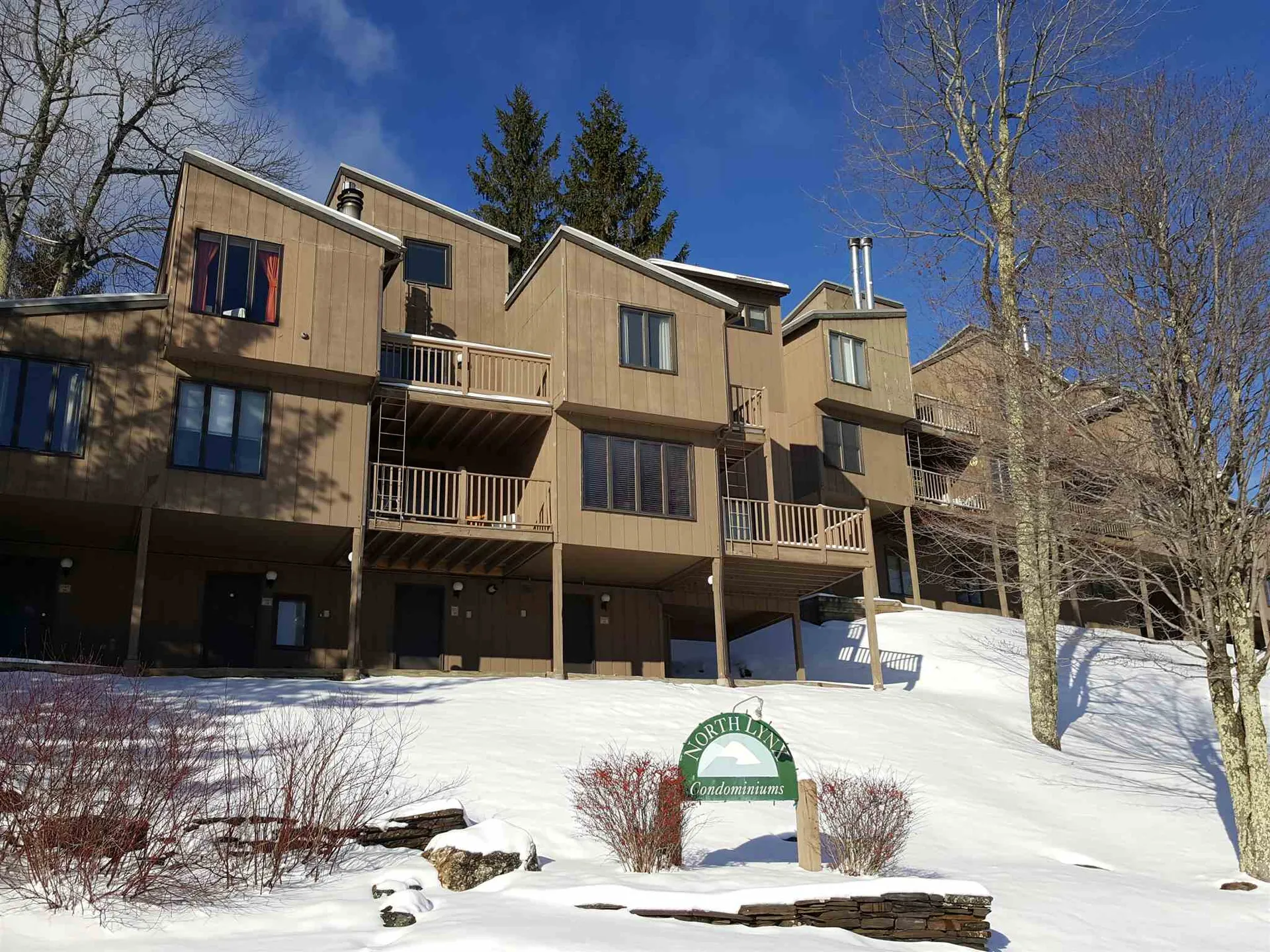 78 Middle Earth Drive Warren VT 05674