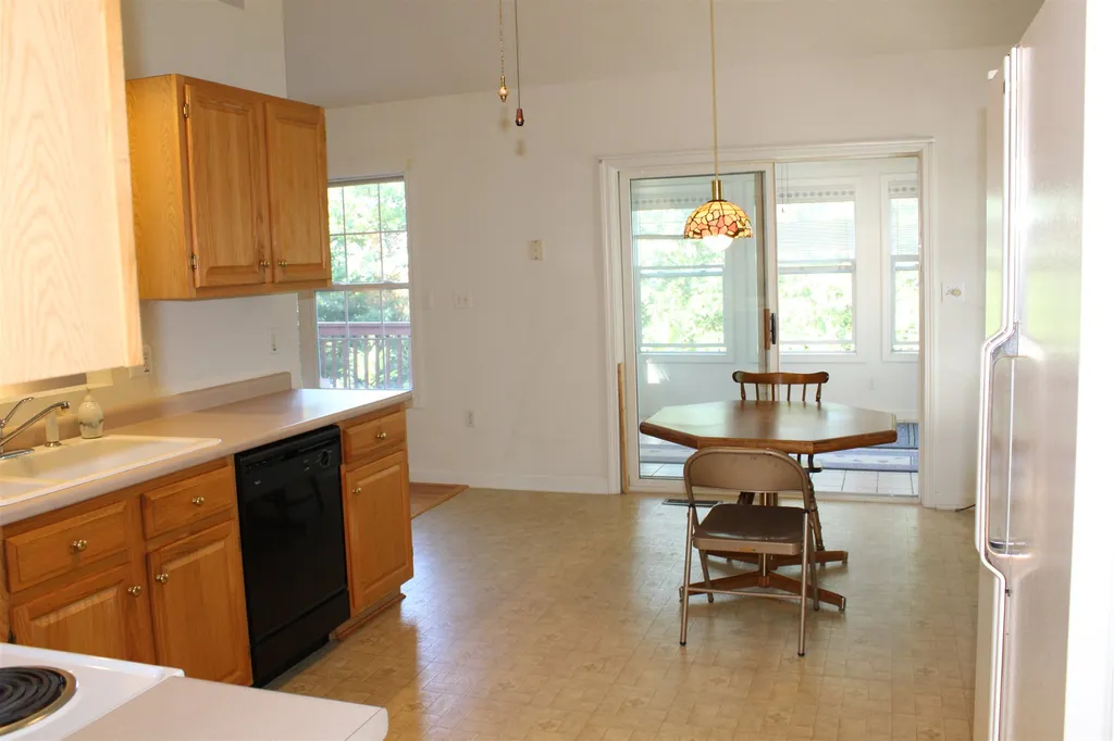 584 Wellington Hill Road Manchester NH 03104