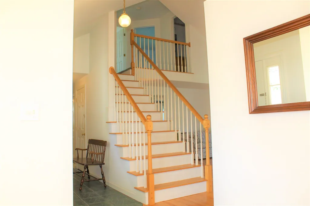 584 Wellington Hill Road Manchester NH 03104