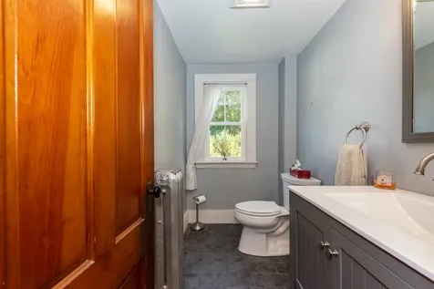 9 Columbus Avenue Exeter NH 03833
