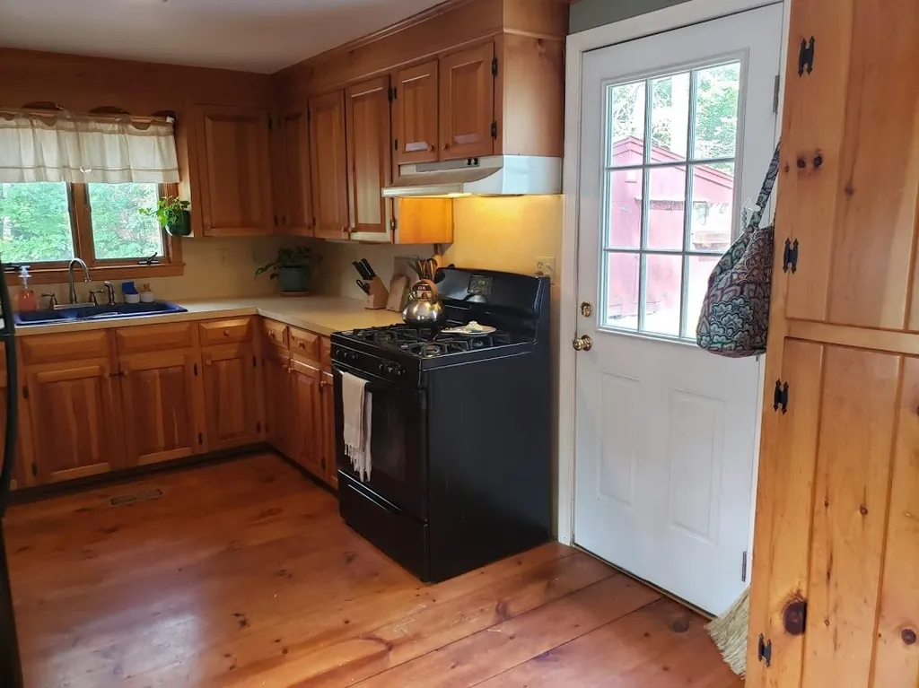 131 Sodom Road Tuftonboro NH 03816