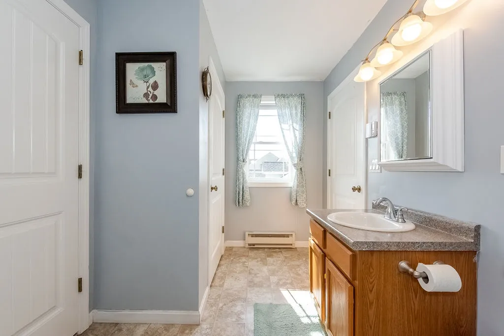 60 Trinity Circle Rochester NH 03839