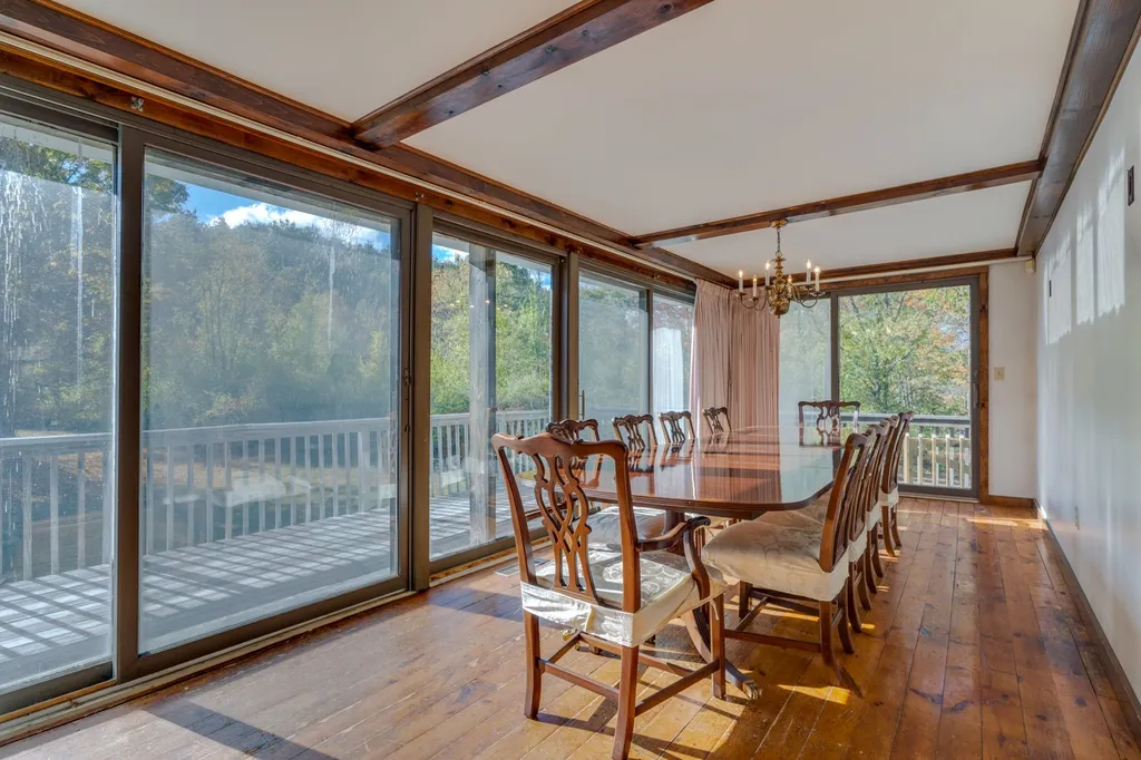 26 Dry Hill Road Rochester NH 03839