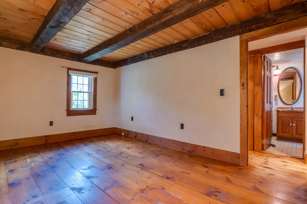 26 Dry Hill Road Rochester NH 03839